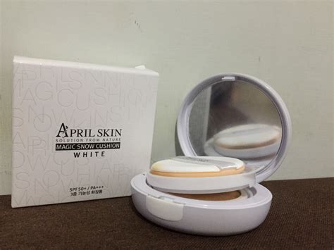 Experience the Air-brushed Effect of April Skin Magic Snow Cushion